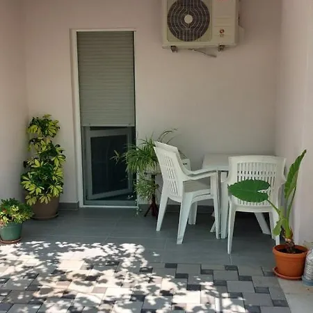 Apartment Andric Dugi Rat Exterior photo