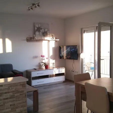 Apartment Andric Dugi Rat Exterior photo